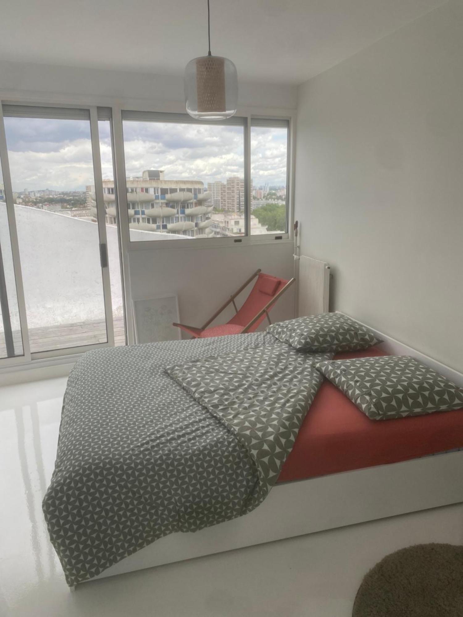 14Eme Et Der Etage "Arty" Avec 2 Chambres Et Vue Panoramique ! Кретей Экстерьер фото